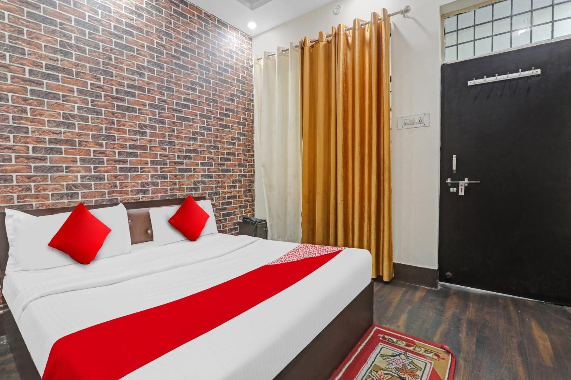 Hotel O New Pacifica Grand Near Phoenix United Λάκναου Εξωτερικό φωτογραφία