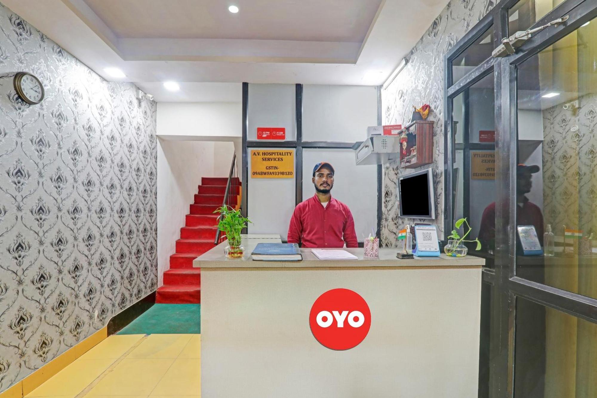 Hotel O New Pacifica Grand Near Phoenix United Λάκναου Εξωτερικό φωτογραφία