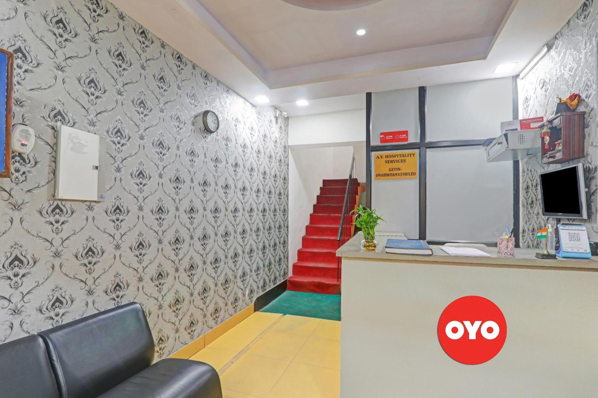 Hotel O New Pacifica Grand Near Phoenix United Λάκναου Εξωτερικό φωτογραφία
