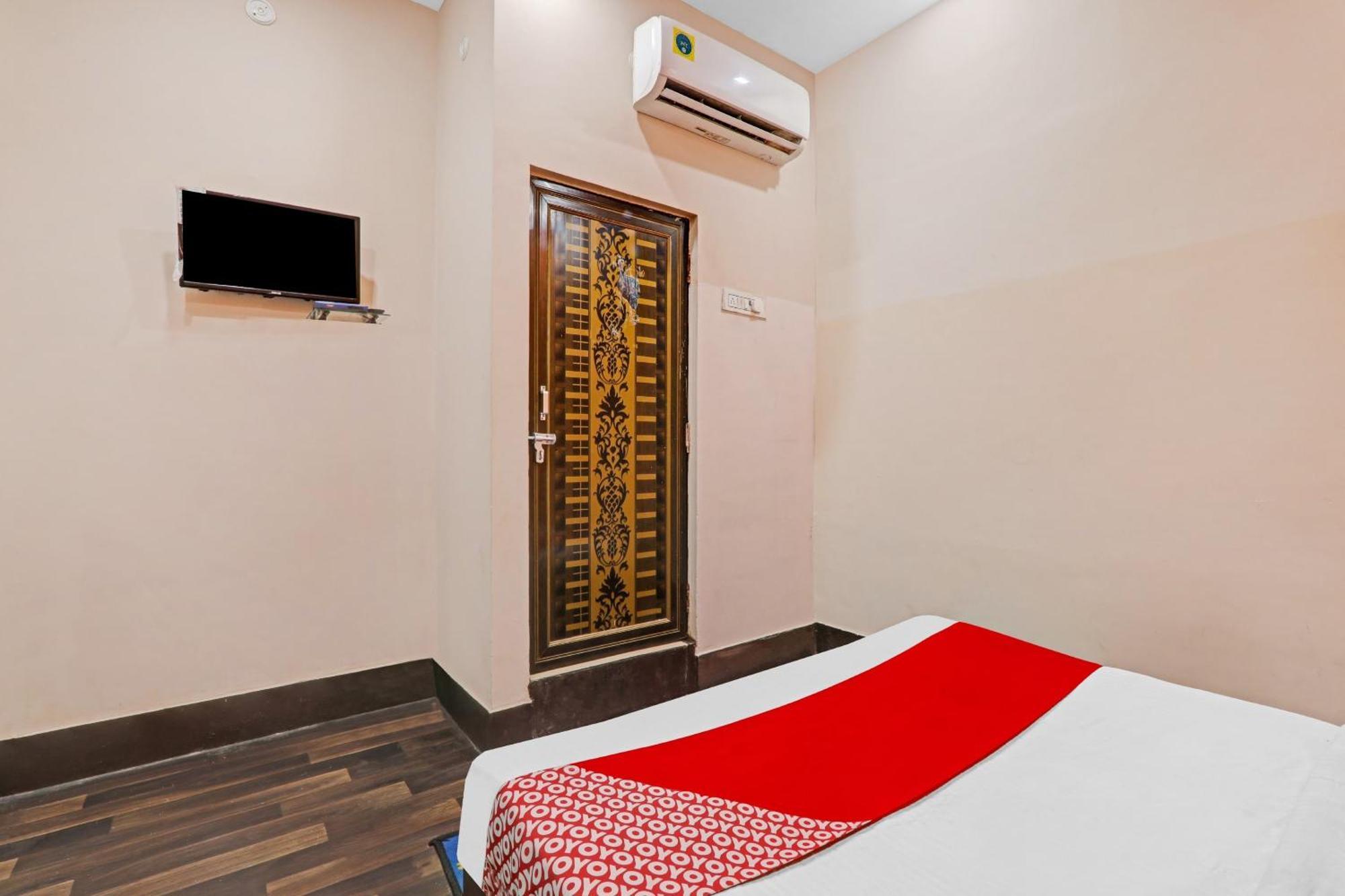 Hotel O New Pacifica Grand Near Phoenix United Λάκναου Εξωτερικό φωτογραφία